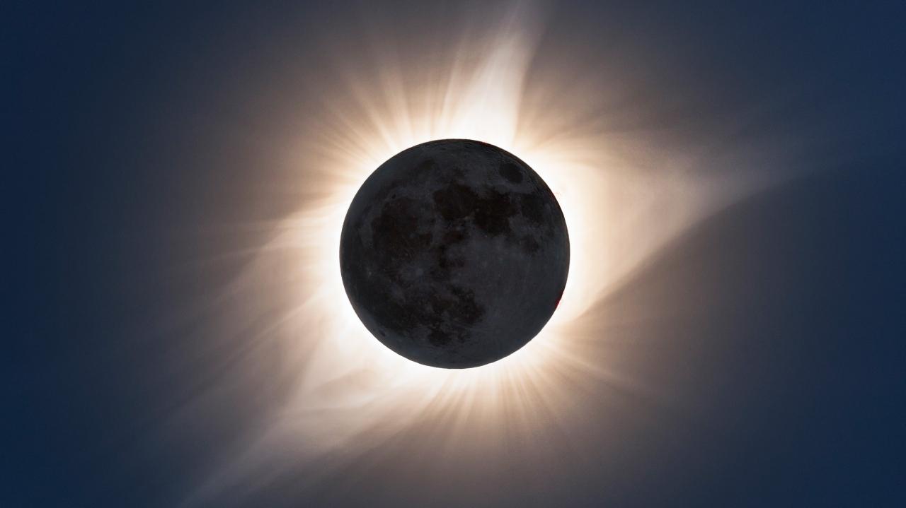 Total Solar Eclipse In Aries 2025