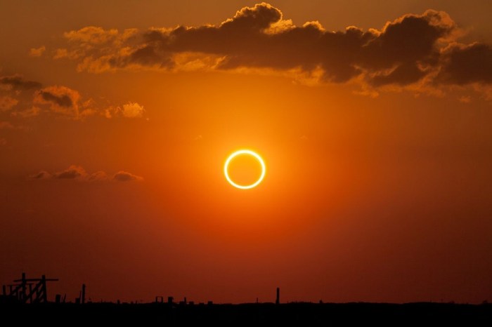 Eclipses eclipse