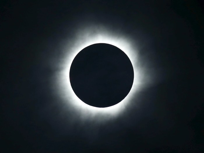 Is There Total Darkness In The Eclipse 2025?